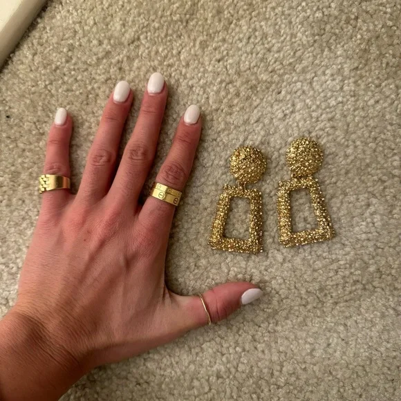 Zara gold earrings so pretty - Picture 5 of 5